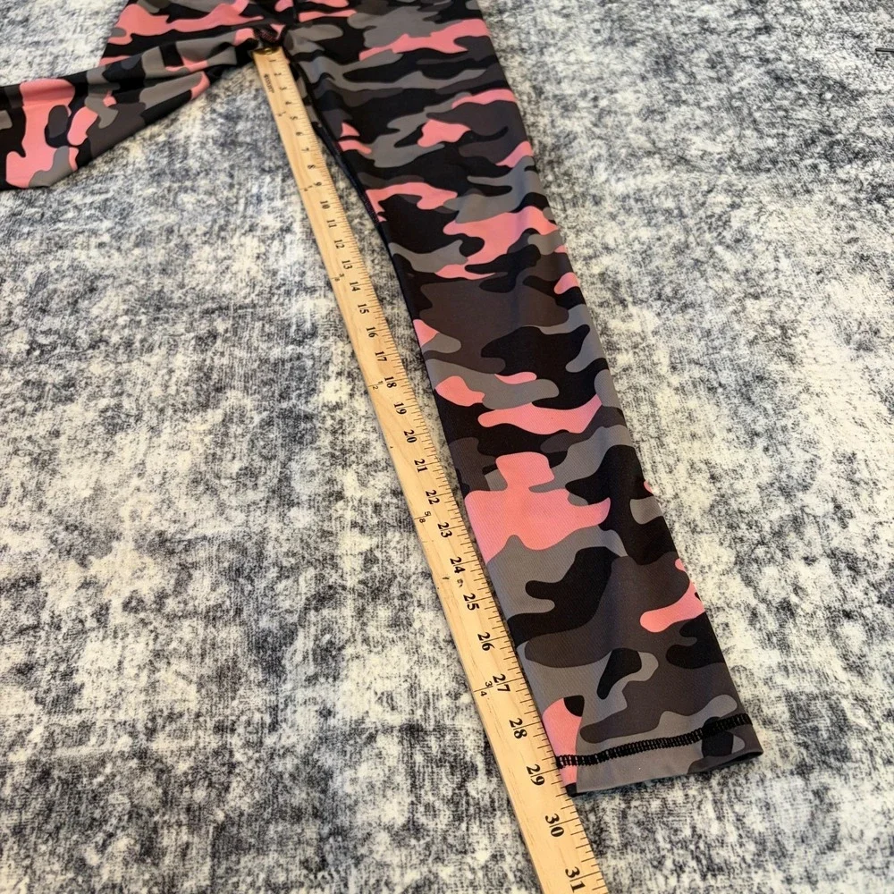 Nicole Miller NEW YORK ACTIVE Camo Print Legging Yoga Pant Activewear Size Small